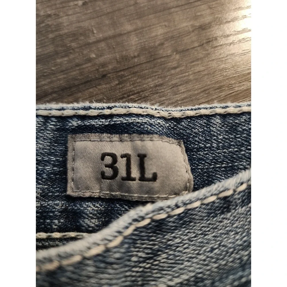Buckle BKE Carter Straight Leg Jeans Mens Size 31L Medium Wash  distressed